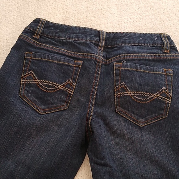 Jeans - Picture 2 of 3